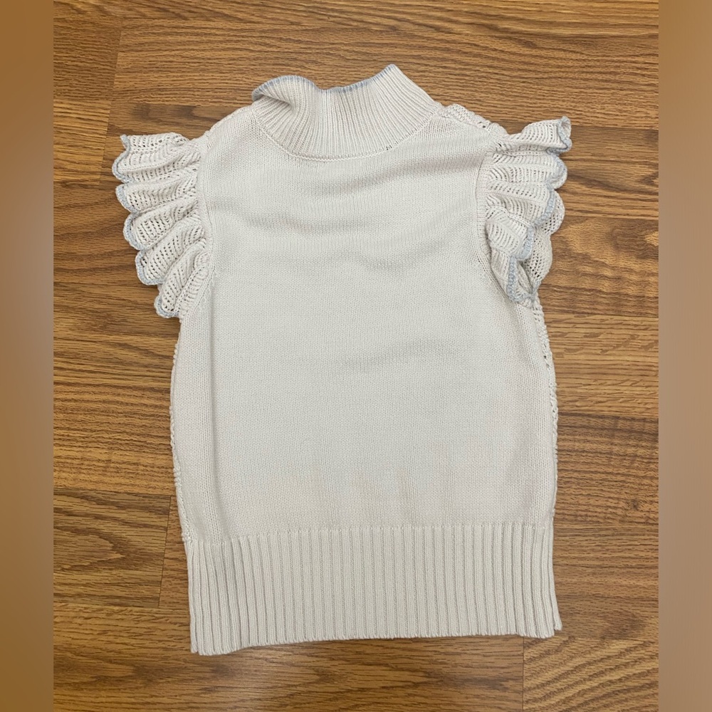 Lauren Conrad White short sleeve sweater - Picture 2 of 5